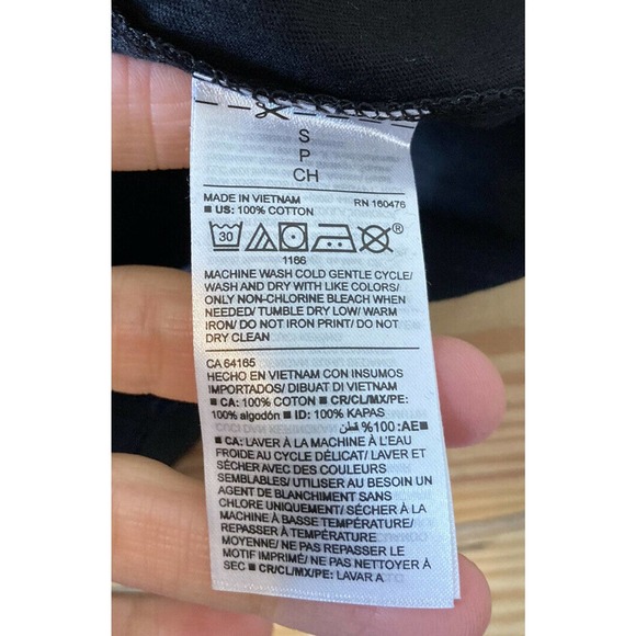 NEW Old Navy V Neck T Shirt Size Small Women’s Black Short Sleeve - Picture 4 of 6